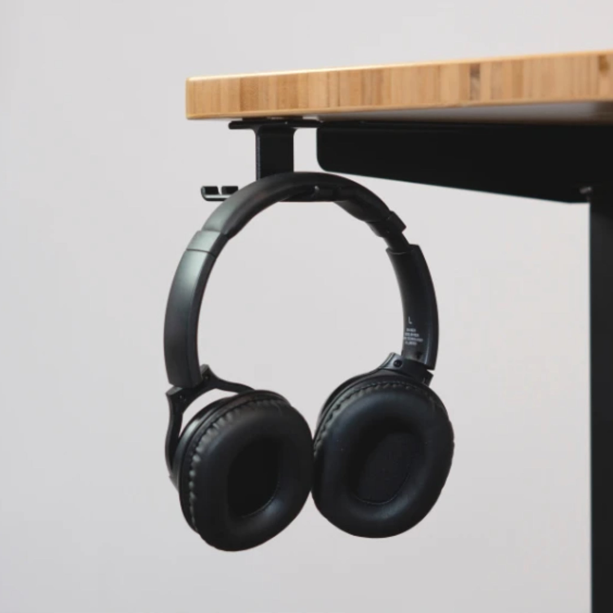 Wall mounted headphone online hanger